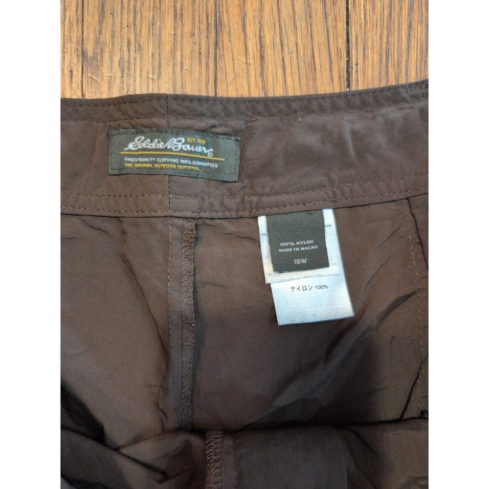 Eddie Bauer Brown Quick Dry Walking Board Shorts Nylon Drawstring Womens 18 W - Picture 2 of 4